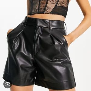 NWT Abercrombie & Fitch Black Vegan Leather Shorts XS